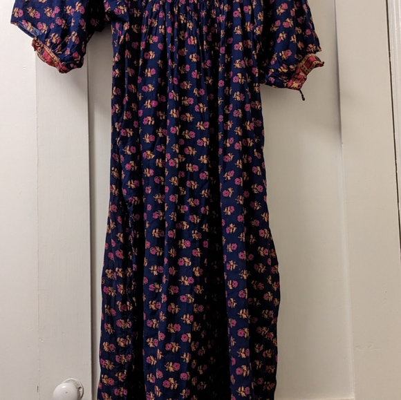 Super cute Boho Vintage Indian-print dress from Bloomingdale's - Picture 2 of 5